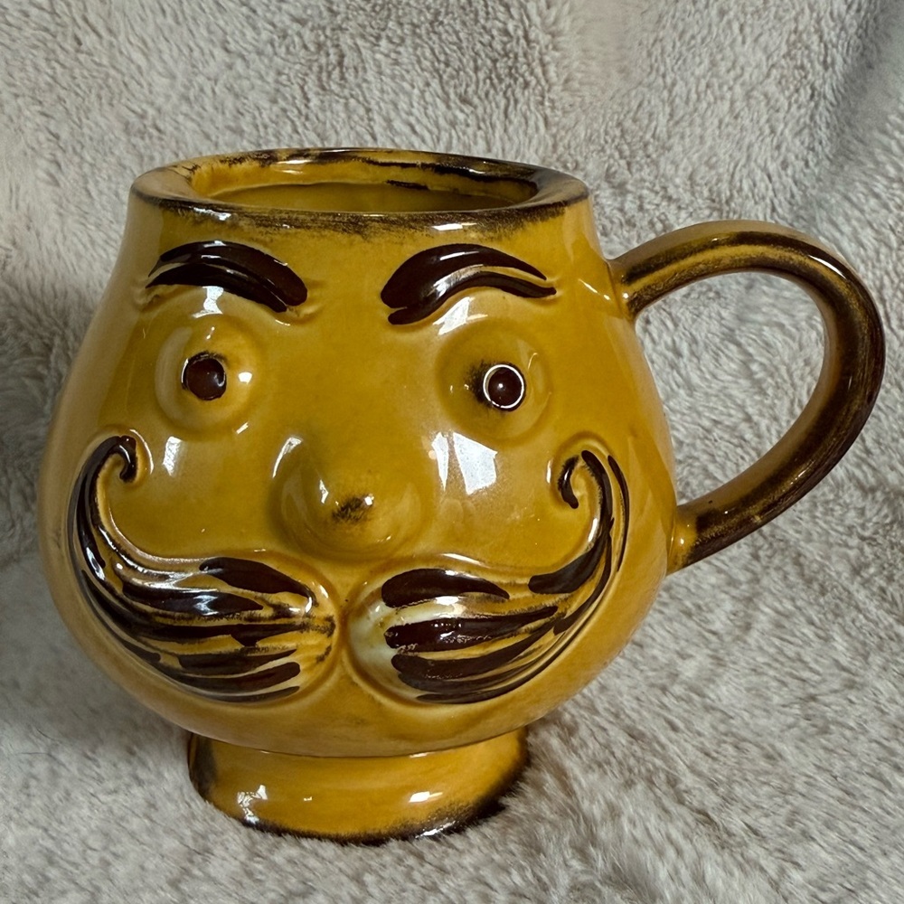 Holiday Designs USA Vintage Mustache Saver Mug 5" Pottery Shaving Mustachio